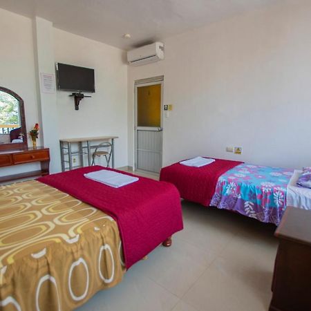 Hostal San Francisco San Cristóbal Dış mekan fotoğraf