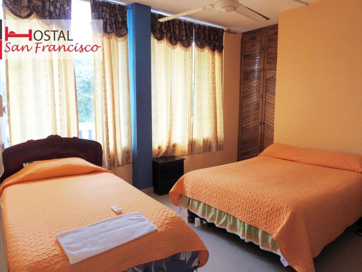Hostal San Francisco San Cristóbal Dış mekan fotoğraf